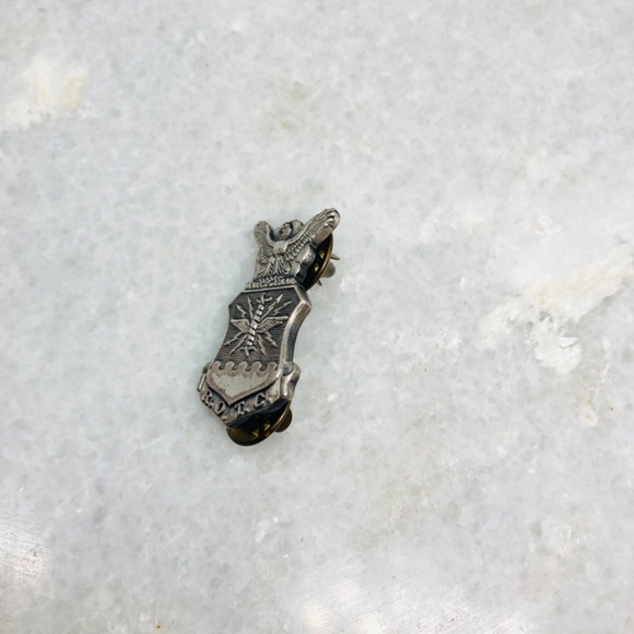 Vintage ROTC Pin Button Badge 1990s Silver Tone Eagle Stars Lightning 1.25” - Picture 4 of 6